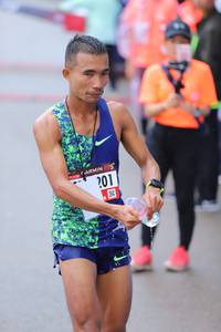 BIB: 201
                            <button type="button" onclick="openModal(5716822)" class="btn btn-primary btn-sm float-right btn-popup" data-toggle="modal" data-target=".modal-high-quality">
                        <i class="fas fa-shopping-cart"></i> Add to Cart
                    </button>
                                            <button type="button" onclick="isThisMe(5716822, true)" class="btn btn-success btn-sm float-right btn-popup btn-isme hidden" data-toggle="tooltip" data-placement="bottom" title="นี่คือรูปของคุณใช่ไหม คลิกที่นี่เพื่อเอาเข้าอัลบั้ม">
                        <i class="fas fa-plus"></i> Add to album
                    </button>
                    <button type="button" onclick="isThisMe(5716822, false)" class="btn btn-warning btn-sm float-right btn-popup btn-isnotme hidden">
                        <i class="fas fa-ban"></i> Remove from album
                    </button>